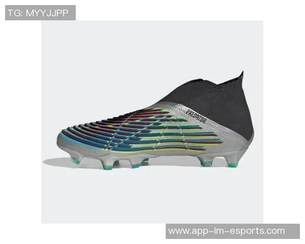 2025年球星推荐最新足球鞋款式汇总 提升场上表现的必备装备 2025年球星推荐最新足球鞋款式汇总 提升场上表现的必备装备