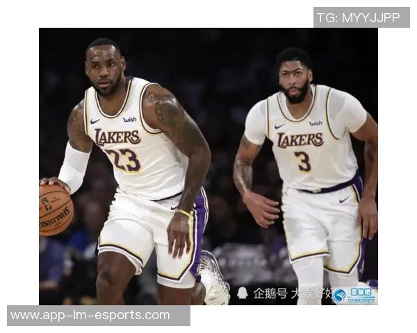 从足球场到篮球场 看足球巨星如何挑战篮球世界 从足球场到篮球场 看足球巨星如何挑战篮球世界