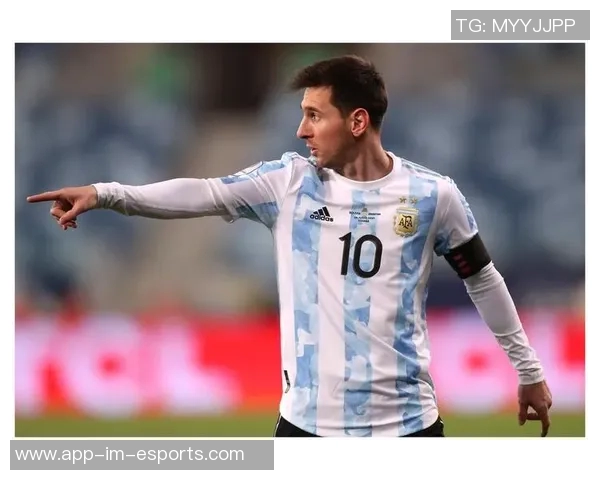 梅西梅林携手传奇球员共谱绿茵岁月 球场上的双子星崛起 梅西梅林携手传奇球员共谱绿茵岁月 球场上的双子星崛起